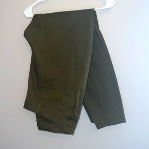 Olive colored Judy Blue skinny fit jeans 20w